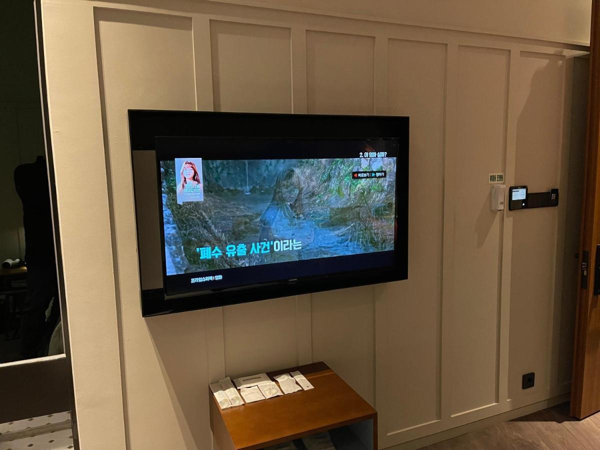 Junibino Hotel Hongdae 首爾 外观 照片
